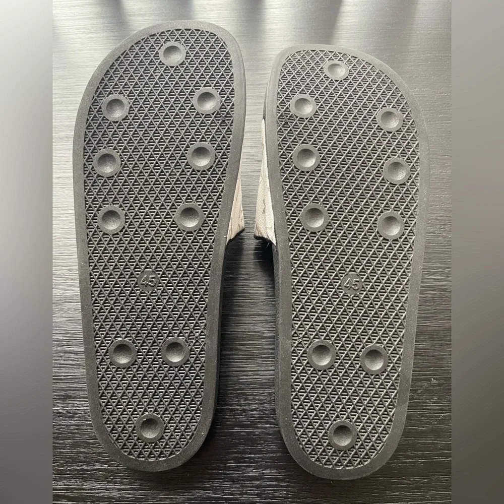 Classic White and Gray size 45 EU Monogram Slide Sandals